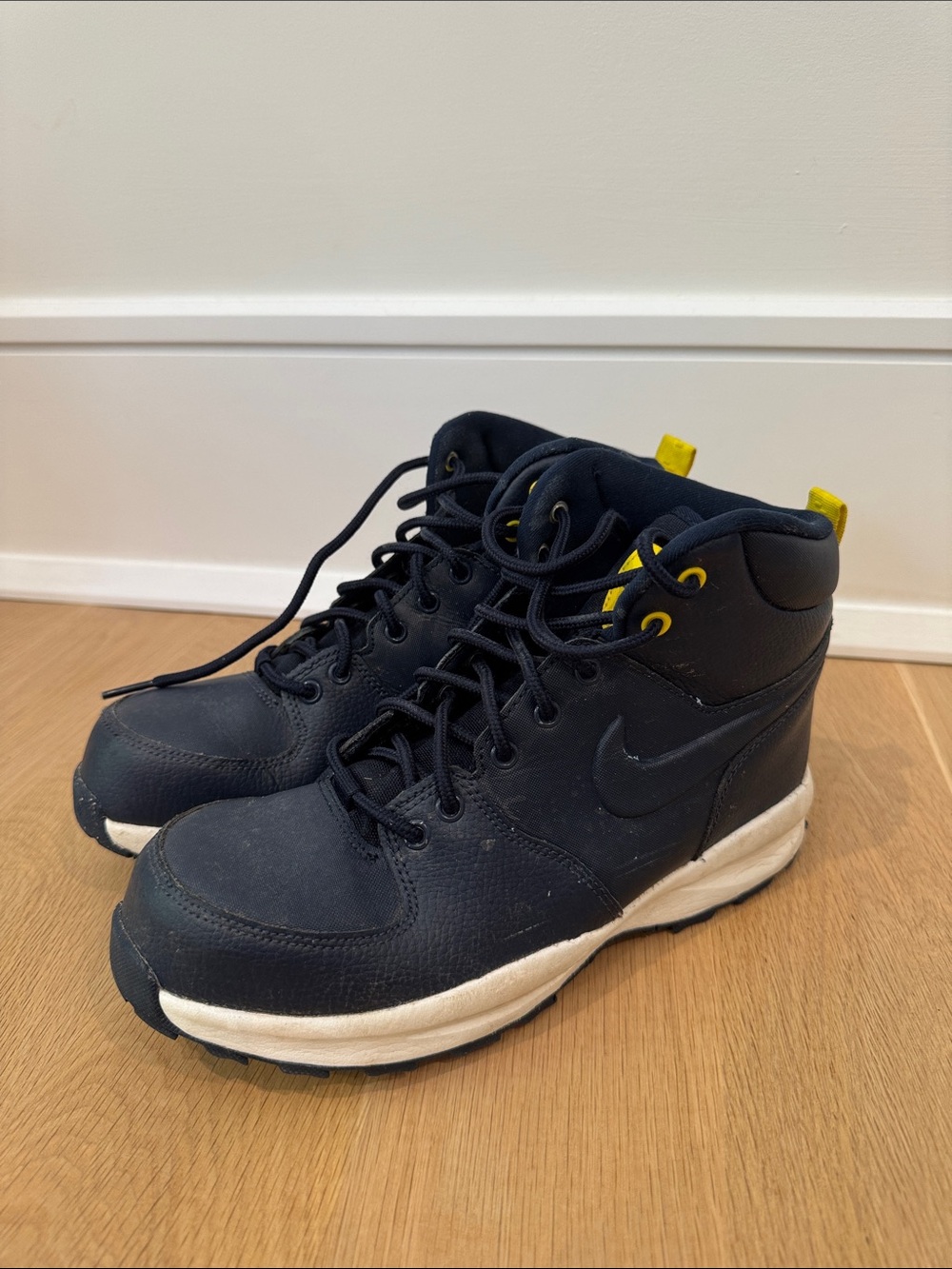 Nike Kids Black High-Top Sneakers with Yellow Accents